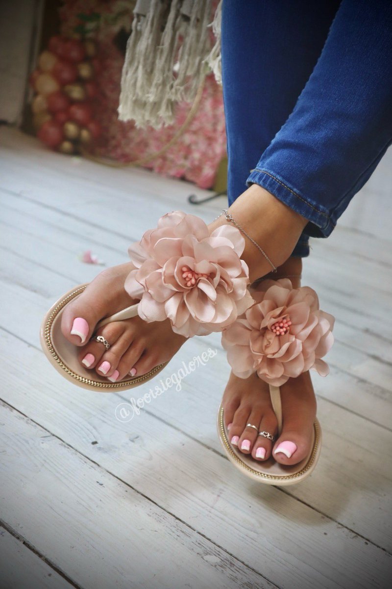 Throwback to pretty floral t-strap sandals and my pink French pedi 💕