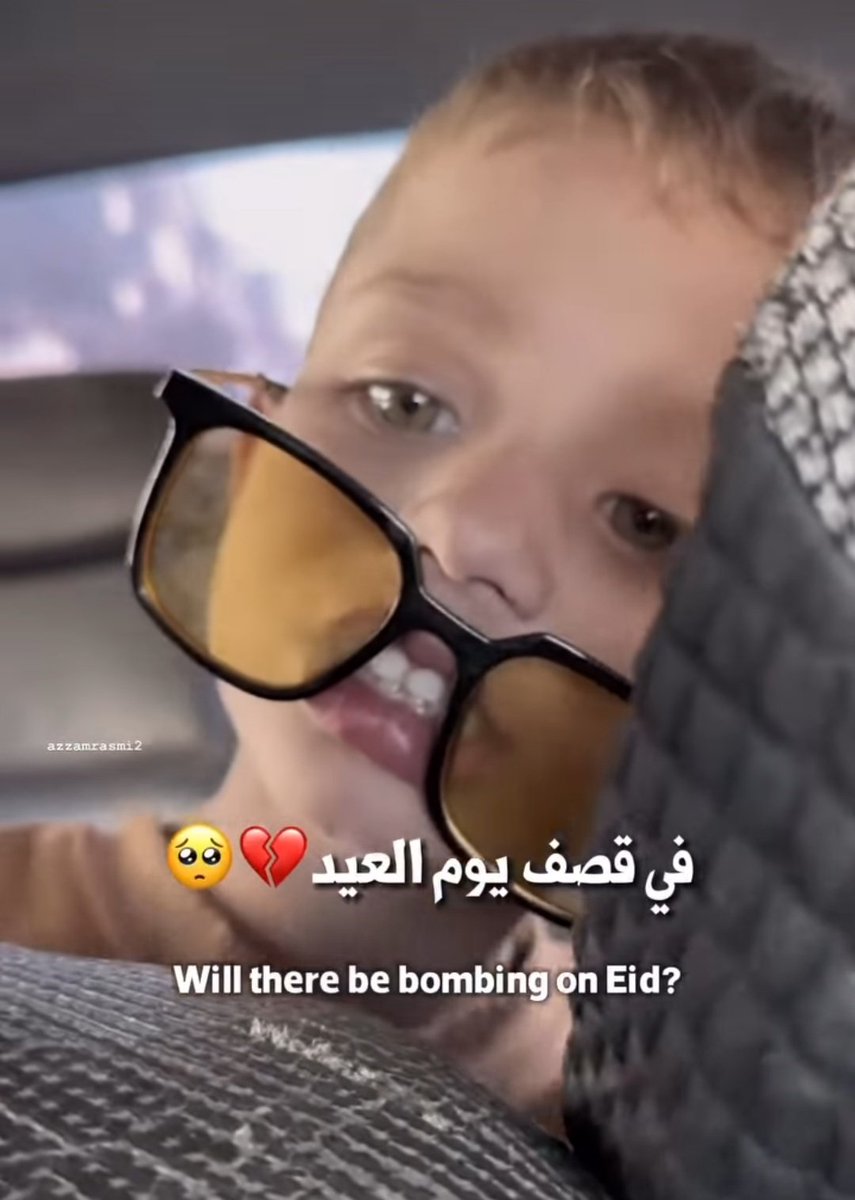 The child asked, "Will there be a bombing on Eid?" His toys and new clothes couldn't hide the sadness in his voice. In #Gaza, where people suffer every day, the world stays silent.
Ah Gaza! 🥺
🇵🇸💔

#EidWithGaza
