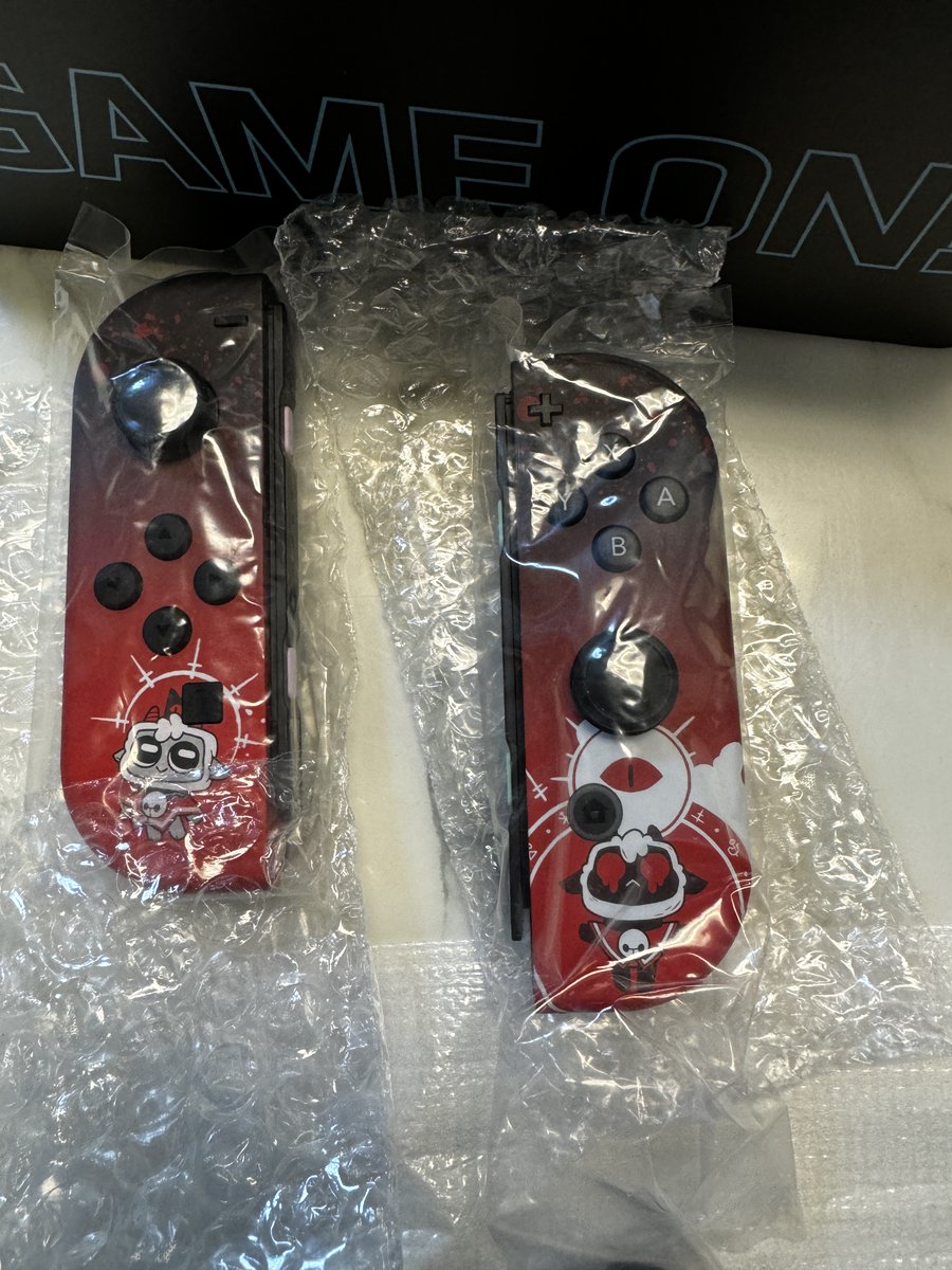 Mail Call Got these Cult of the Lamb controllers from @Cptn_Alex Damn the quality is top notch.