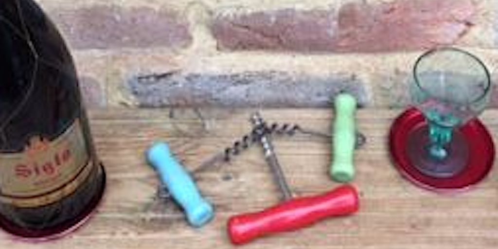 Wine with a cork ?  🍷 🍷 🍷 Treat yourself to one of these colourful #vintage corkscrews from Nutbown. bit.ly/2bLe2Qr 

#wineoclock #winetime #winelover