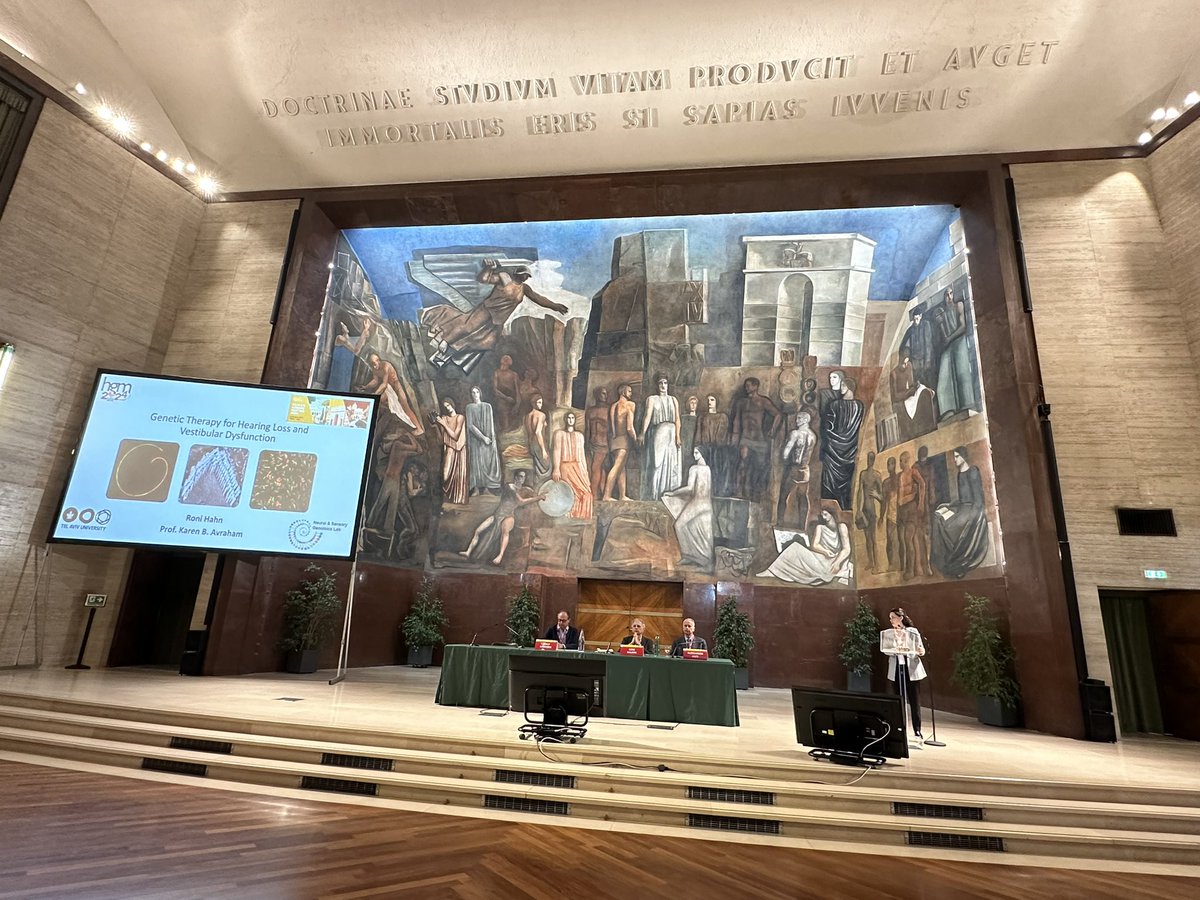 Roni Hahn gave an excellent talk at the @humangenomeorg meeting on her work on gene therapy @TelAvivUni @TAUMedFaculty A very unique setting for a talk at Sapienza University of Rome