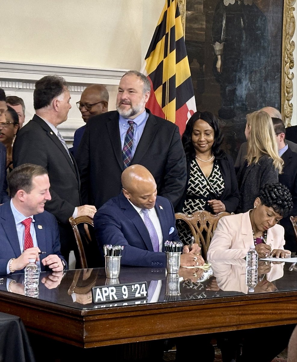 The day after the Maryland General Assembly passed the PORT Act, @GovWesMoore signs it into law, providing emergency aid to workers and families impacted by the Key Bridge collapse.