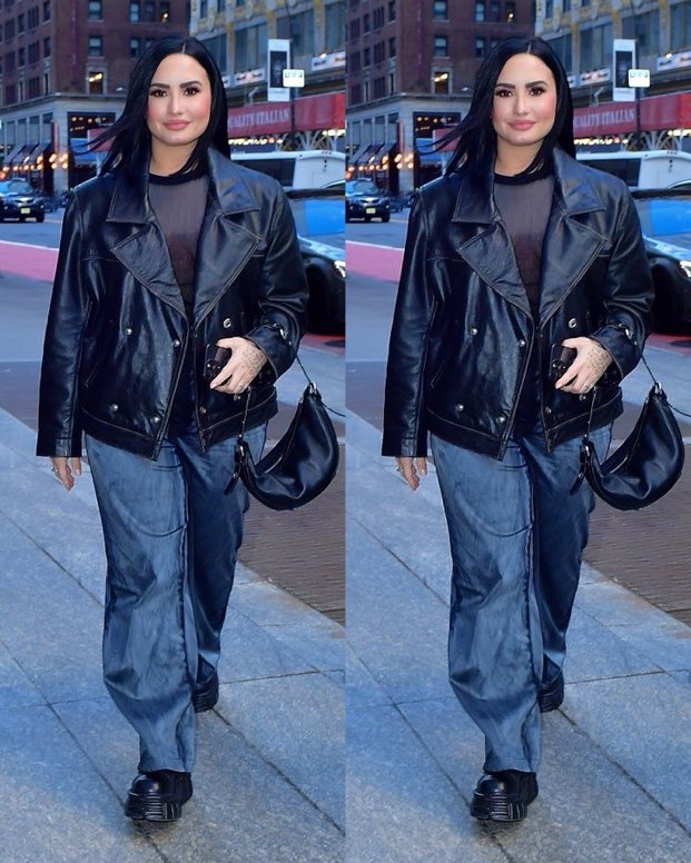 lovaticheart92's tweet photo. How cute is she 💜💜
#demilovato https://t.co/KMzsb9eV3B