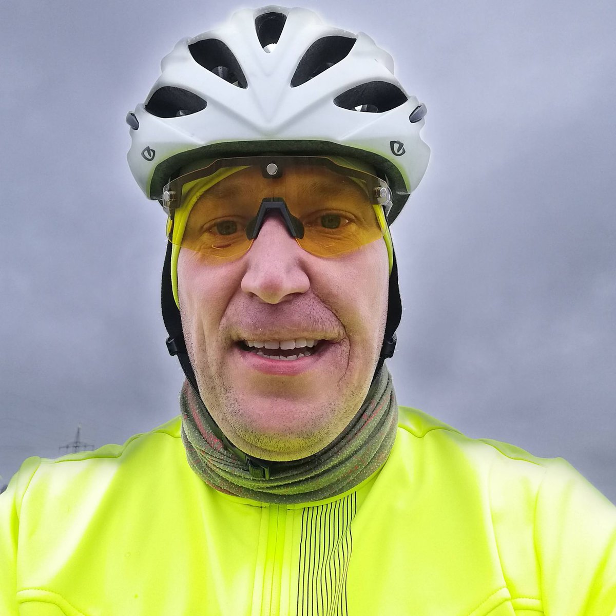 𝓢𝓹𝓸𝓻𝓽𝓵𝓲𝓬𝓱 (𝓾𝓷𝓭) 𝓪𝓰𝓲𝓵?!
Eine kleine Reflexion meiner aktiven 🚴‍♂️ und passiven ⛷️ sportlichen Highlights aus Q1 2024 auf LinkedIn → buff.ly/4cNlTwa