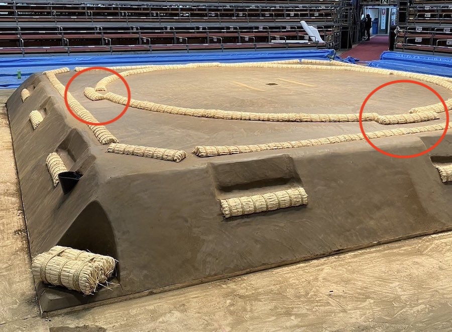 今日の #大相撲クイズ 🎩 ＞ 2024年4月11日(木) Q、円形の土俵から外側