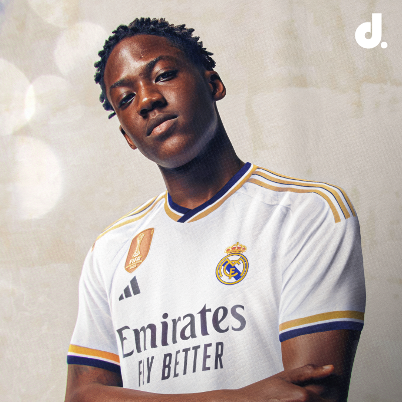 centredevils's tweet photo. 🚨🚨| NEW: According to reports in Spain, Real Madrid are eyeing a shock summer deal for Manchester United star Kobbie Mainoo.

FULL DETAILS HERE: