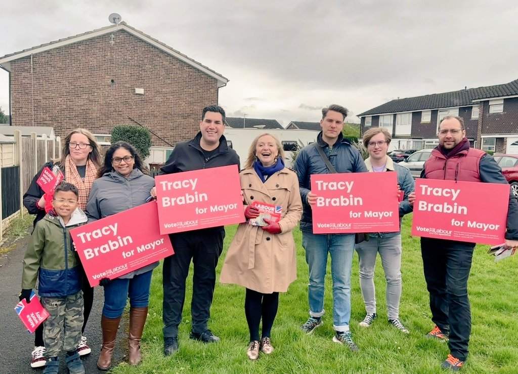 Door knocking in the cold with food poisoning, I wouldn't recommend it 😂. Still, always great to be out with our fabulous WYM @tracybrabin. Really positive response to Tracy's transport and infrastructure initiatives! Thanks to everyone who came out, including @RichardBurgon.