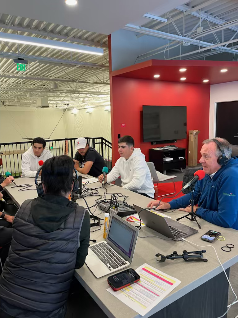 tinyurl.com/5fdber3t We sit down with @G_Clegg and the @UtesGolf on the live show @ESPN700 to get to know this team better following their sterling performance at The Goodwin. #UtahGolf Carson Lundell on his first pro win. Noted golf journalist and author @AnnLiguori helps us