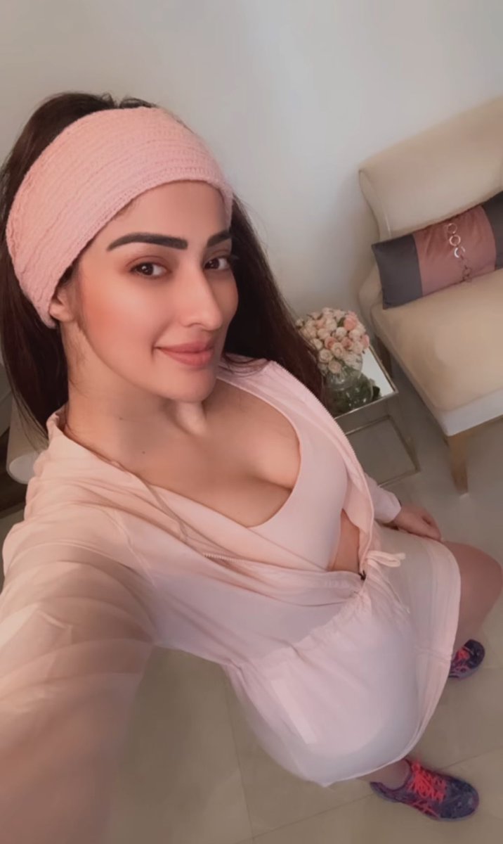 GKviijhasAA8goB?format=jpg&name=medium