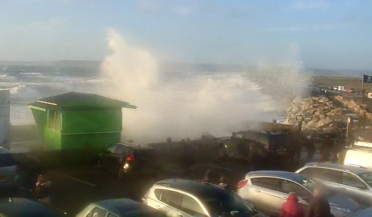 High Tide at WESTWARD HO! Tonight 🌊 #springtide