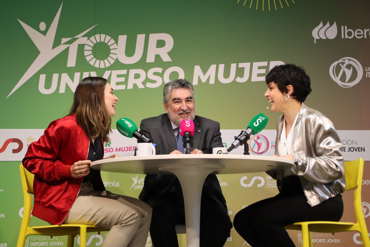 🏸 Este martes he asistido en la sede del @deportegob y con la presencia de @jmrdezuribes a la presentación del @Tour_UM @iberdrola que este 2024 visitará Las Palmas de Gran Canaria, Toledo, Madrid y Lleida. Un año más, @BadmintonESP no faltará a la cita. #TourUniversoMujer