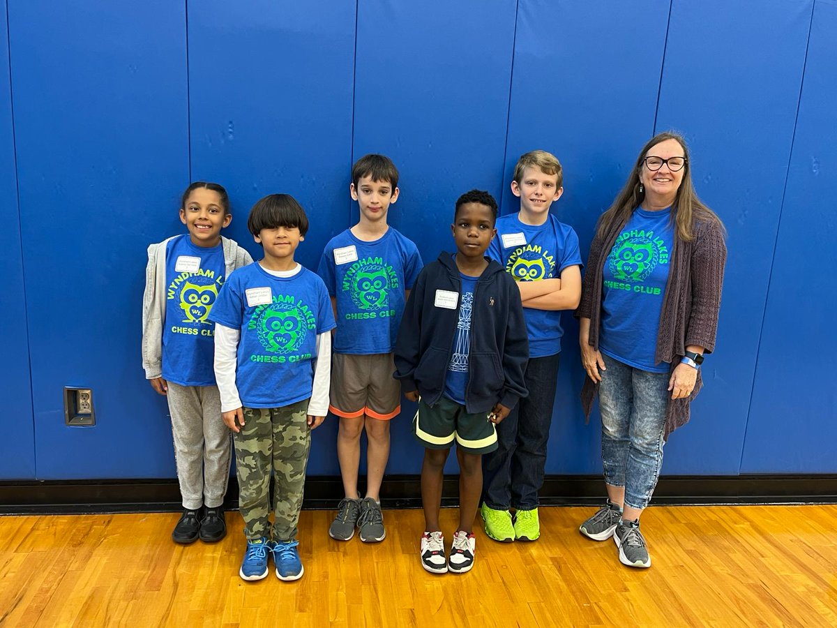 WLES competed at the District Chess Tournament on Saturday, April 6th. We’re very proud of our Super Owls, who played among 518 elementary students from schools throughout OCPS! @OCPSnews #Cadre10 #OCPSChess @nancygoldenOCPS