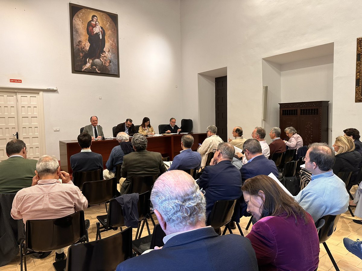 Tras la celebración de la Primera Sesión de la Asamblea General Ordinaria del @Synod_va (octubre de 2023),el proceso sinodal continúa hacia la Segunda Sesión en octubre de 2024.Hoy tiene lugar el encuentro del Equipo de Síntesis del Sínodo de @Archisevilla1 para seguir aportando