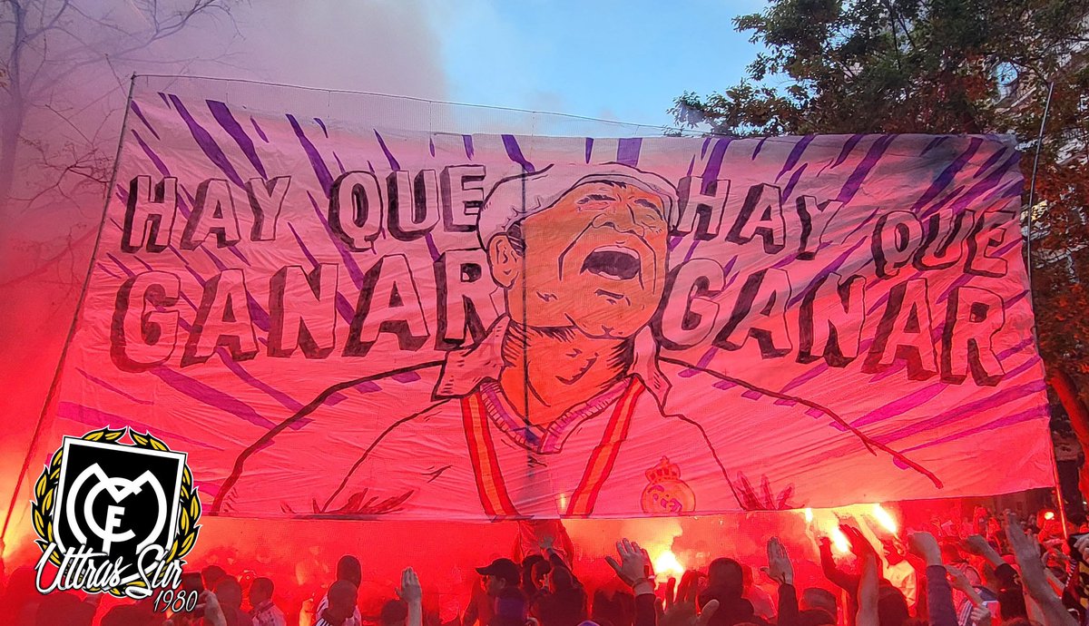 FondoSur_1980's tweet image. ¡Cueste lo que cueste!
#UltrasSur #SiempreFieles #MarcelianoSantaMaría