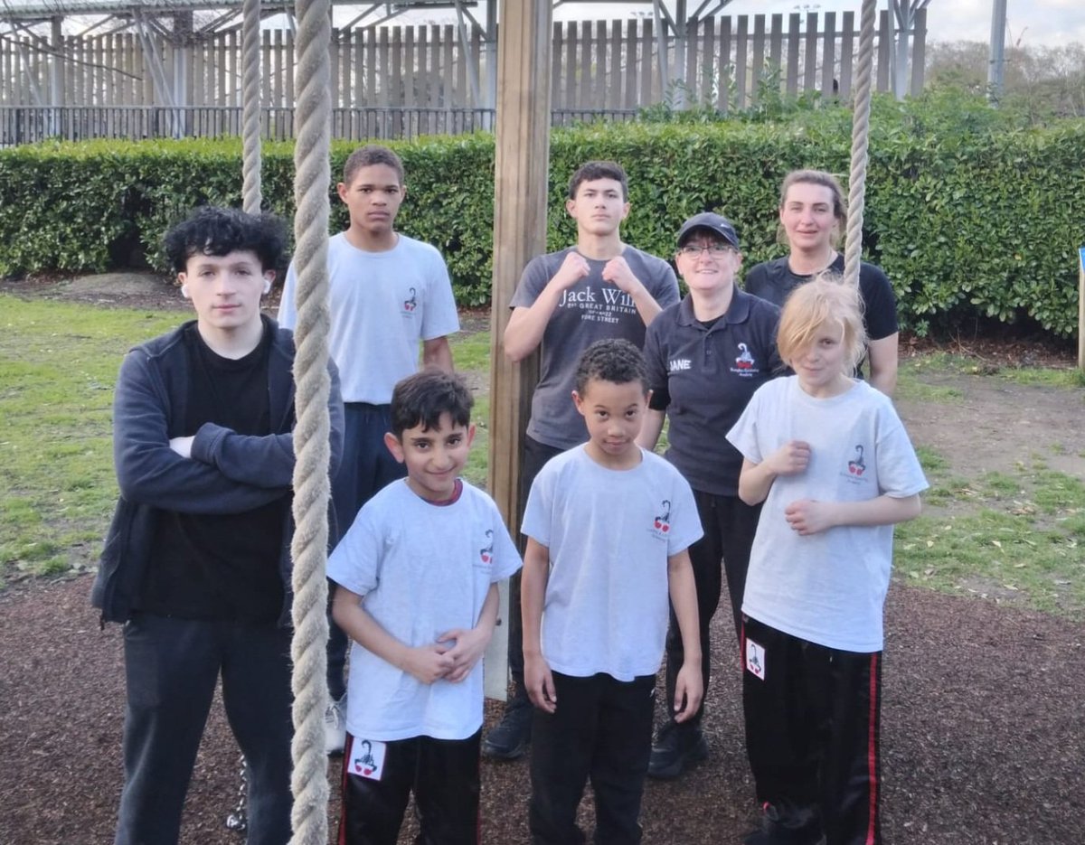 Well done to everyone who braved the wind to attend the training session in the park today.
You all gave us 💯💪🥊. Fitness. Pad work and endurance training.
#kickboxing #teamwork