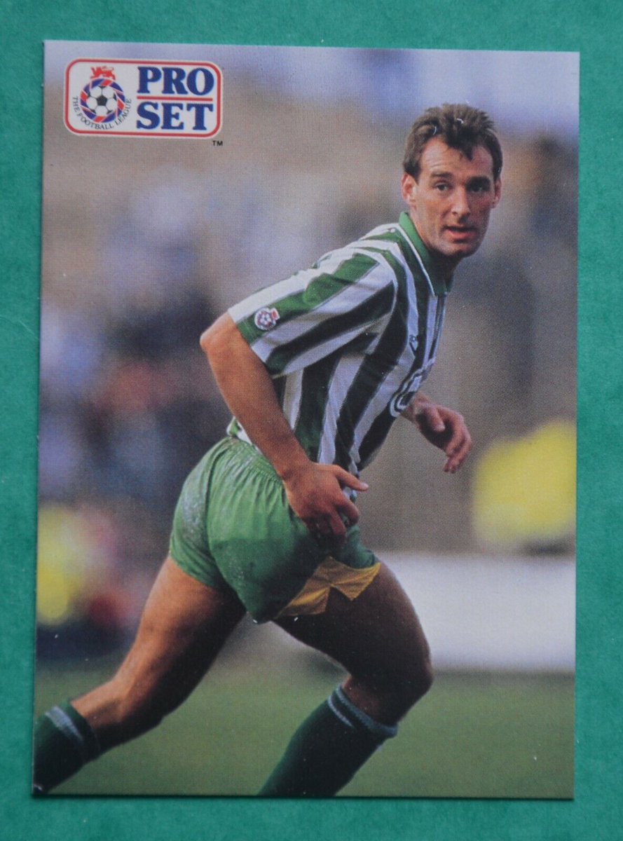 PLYMOUTH ARGYLE FC @Argyle Season 1990-91 Finished 18th in the old Division 2, knocked out in both the FA Cup and League Cup in round 3. Top goalscorer ( pictured ) Robbie Turner ( 14 ) Average home attendance for season was 6,850
