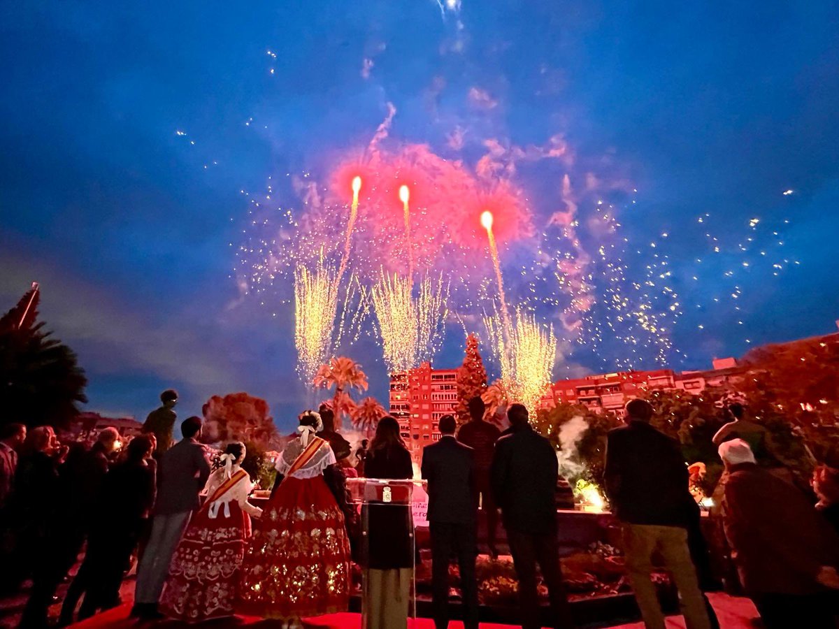 Concluyen unas Fiestas de Primavera históricas. 

Las cifras hablan por sí mismas

🔝Récord de visitantes 
✔️Lleno técnico en hoteles 
‼️Plusmarca de asistentes 

Enhorabuena <a href="/TurismodeMurcia/">Turismo de Murcia</a> 🙌

🧵 ⬇️ ¿me acompañas en este hilo de agradecimientos?