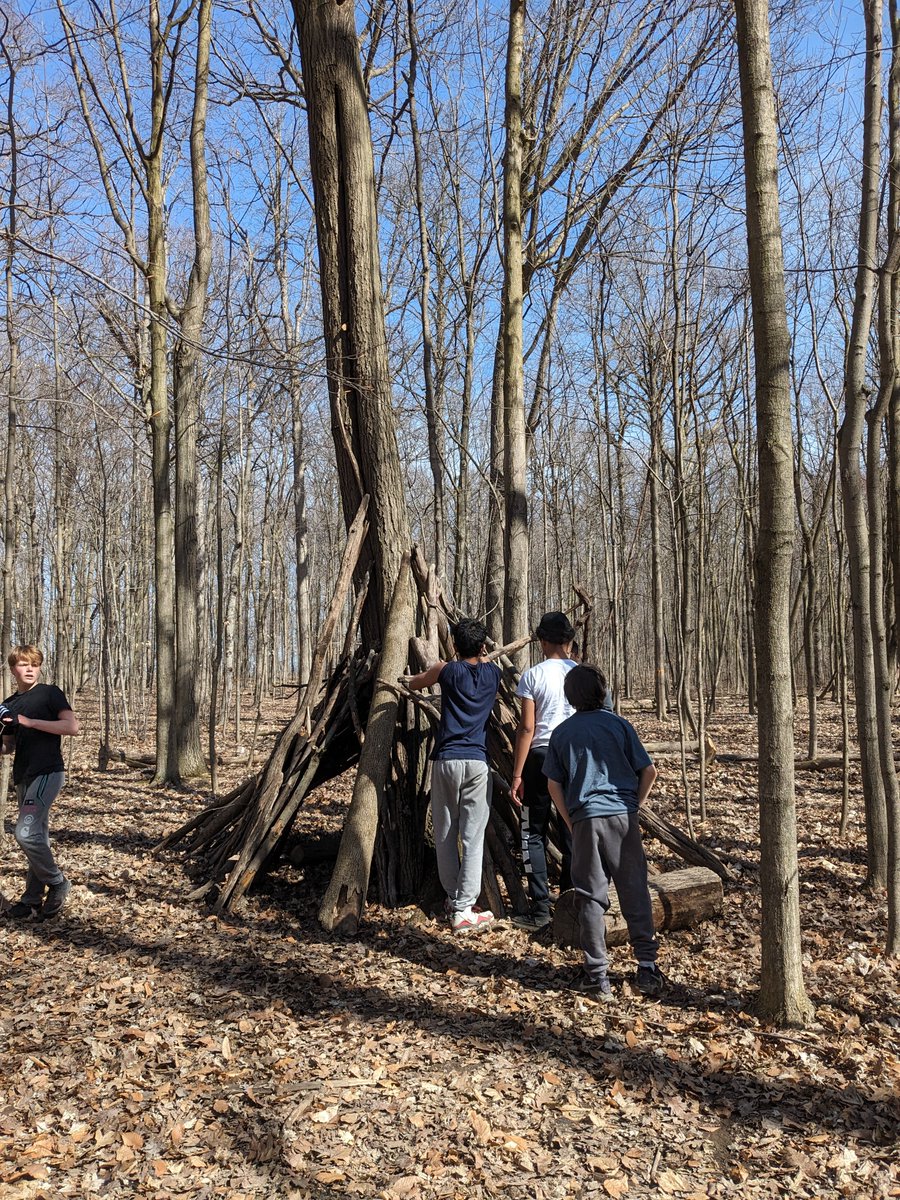 @GRDGreyhounds enjoyed the first truly warm and sunny day of spring with us, learning survival skills such as shelter building and fire starting! @ColleenFast1 @dsbn