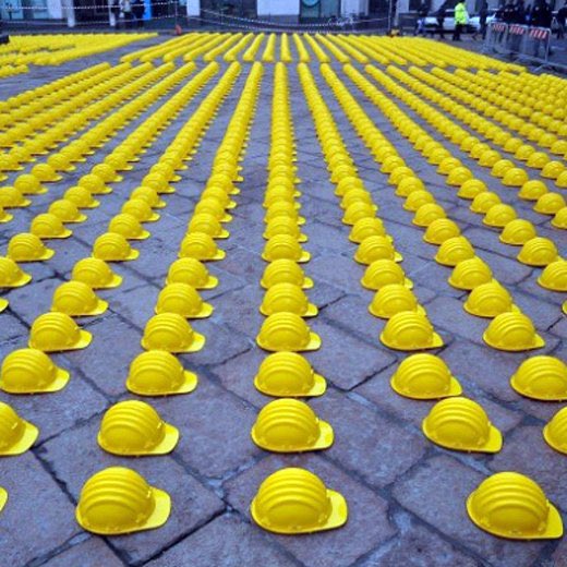 Esplosione in una centrale idroelettrica vicino Bologna: 4 morti, 5 feriti e 3 dispersi.

È una carneficina quotidiana.
Un dramma enorme il non tornare vivo da una giornata di lavoro.

#esplosione #mortisullavoro #Bologna