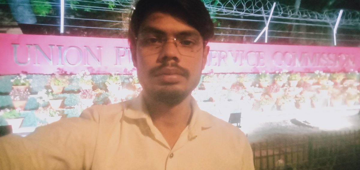 saurabhizm's tweet photo. Glimpses week off...
सफर में धूप तो होगी जो चल सको तो चलो, सभी हैं भीड़ में तुम भी निकल सको तो चलो,
किसी के वास्ते राहें कहां बदलती हैं,
तुम अपने आप को ख़ुद ही बदल सको तो चलो....~निदा फ़ाज़ली

#lovetoexplore
#ilivemydream💫✨ https://t.co/2FhTEhSHSi