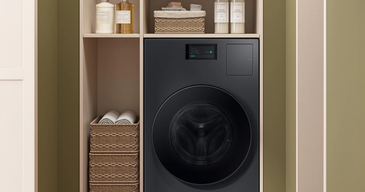 Samsung’s new AI-powered washer and dryer combo is $1,140 off digitaltrends.com/home/samsung-b… #Deals #SmartHome #Samsung2024 #SamsungBespokeAILaundryCombo