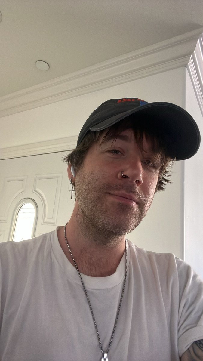 StevenZerwas's tweet photo. My hair do be gettin long https://t.co/zvSWrqlMPQ