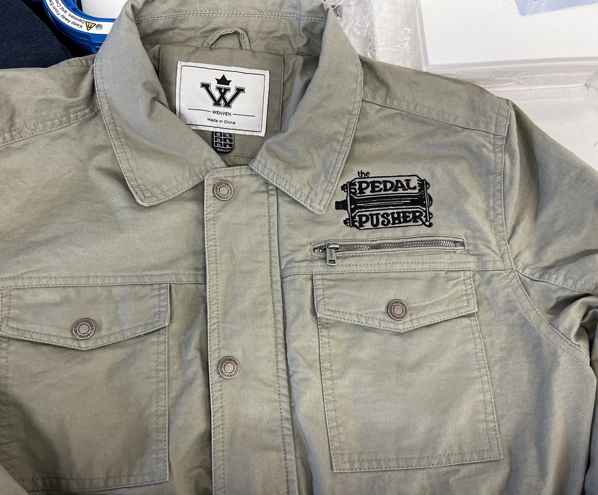 DreadlocLion's tweet image. Total run time was 2 hours &amp;amp; 50 minutes. Came out TUFF! 10” x 8” 😻🔥💨 #embriodery #melco