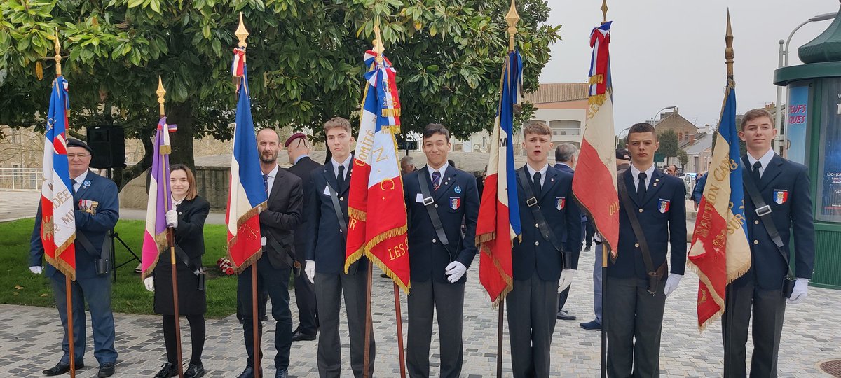 🚨AG SMLH85 Sables d'Olonne 🚨
🙏 Honoré que l'AR17 ait été invitée.
✅ Belles fraternités et cérémonies notamment pour les 102 ans d'un résistant vendéen 
#Memoire #EspritDefense #Citoyennete #CadetsDefense