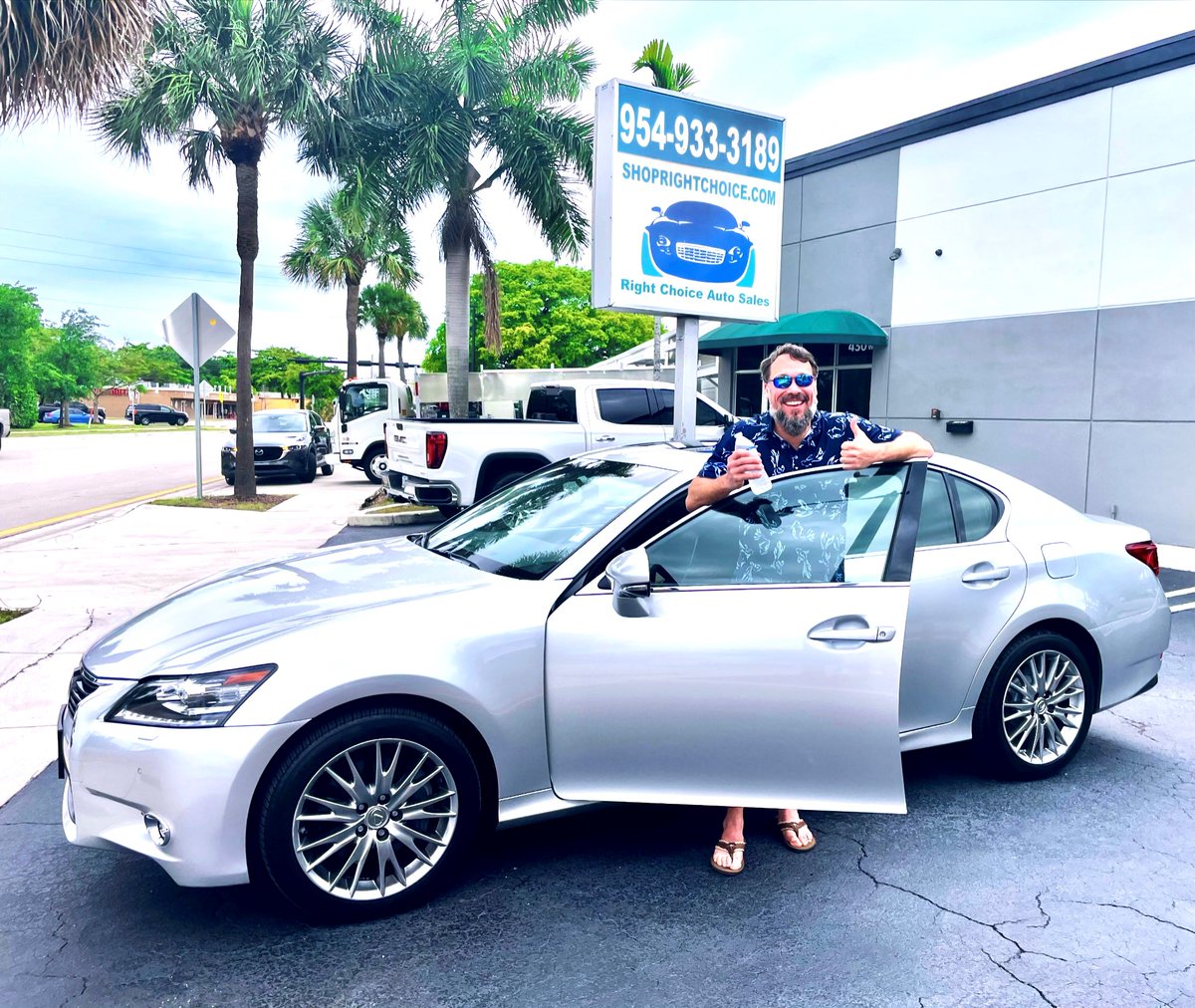 Happy customer driving back to Wisconsin in this 2014 #Lexus GS350 AWD with only 65k miles!  #RightChoiceAutoSales in Pompano Beach, FL has the best used car deals in the country! #LexusGS350 #usedcars #FloridaCars