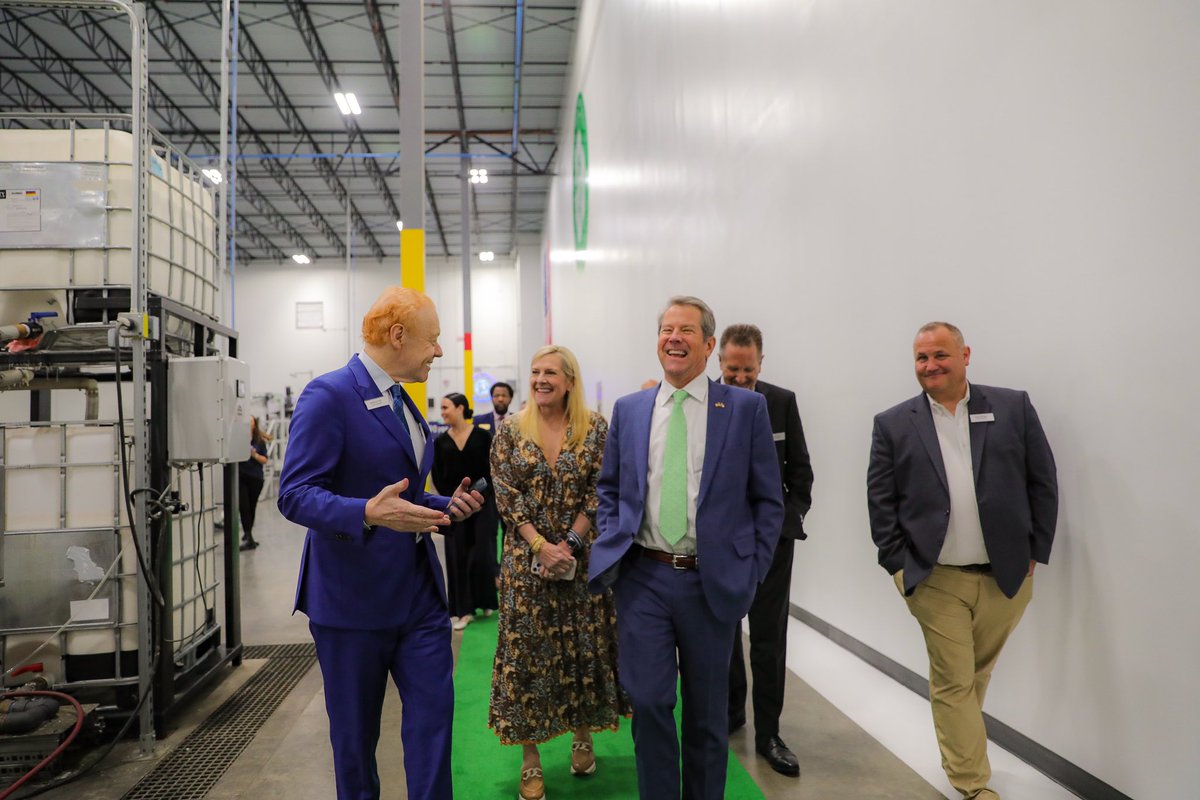 Excited to help open @PrattIndustries’ Austell facility today! Georgia is proud to be home to a wide variety of job creators that keep expanding, and this is another great example of a company choosing our No. 1 state for business again and again.