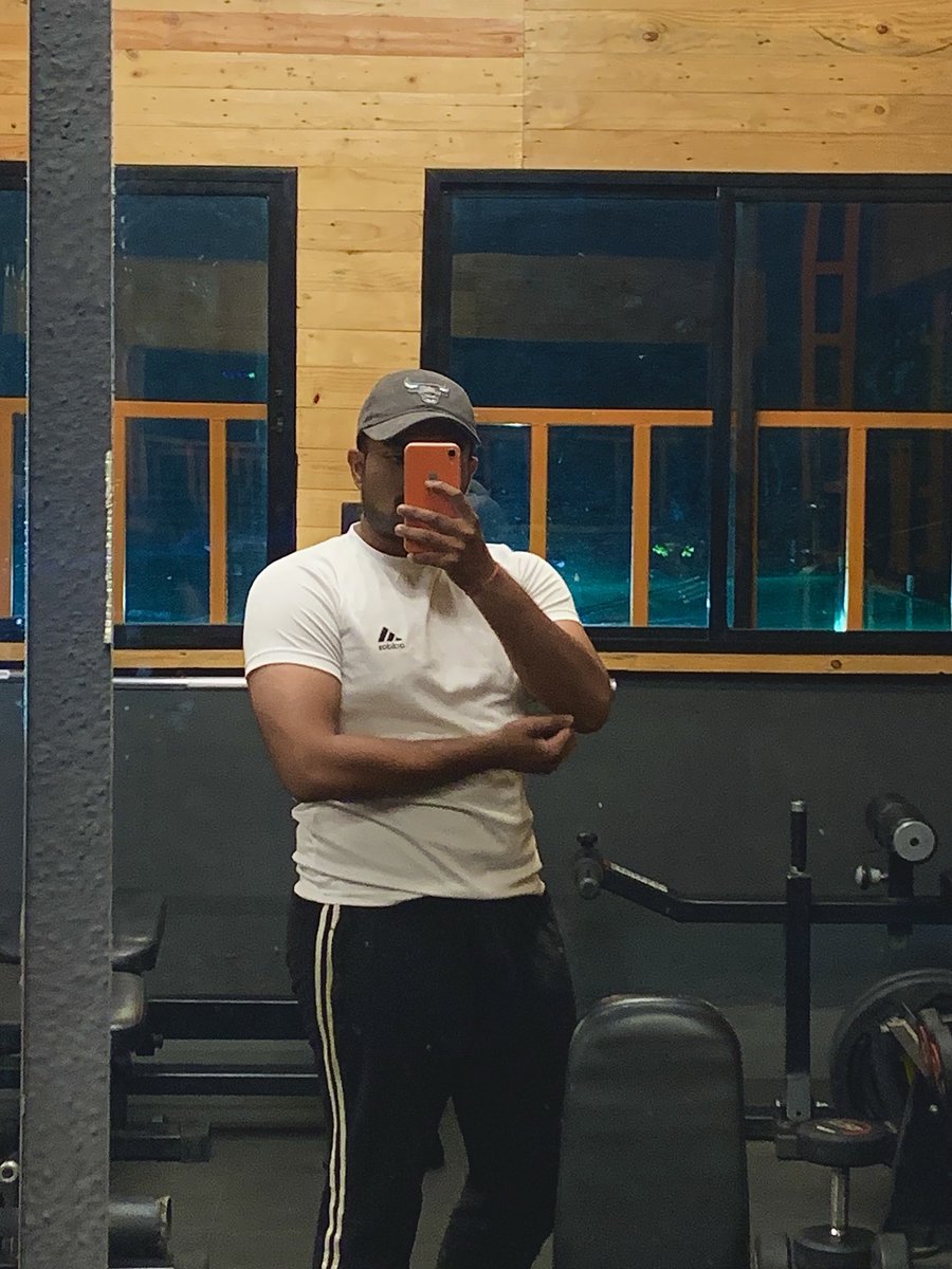 prayforpranav's tweet photo. 7 days past after joining!
6/7 days attendance

It’s getting easier to get in daily routine, 

Physical energy is being channelised,

Started navratri fast expecting it to be 9 days straight lets see how it goes https://t.co/vzDv2E2UF9