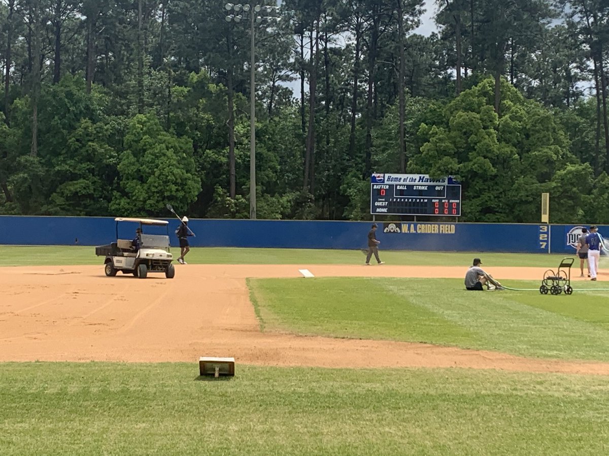 Another beautiful day for JUCO Baseball. At South Georgia State baseball complex for a big Region 17 battle between the top ranked Georgia Highlands Chargers and the South Georgia State Hawks. ⁦@GHCBaseball⁩ ⁦@SGSC_Baseball⁩