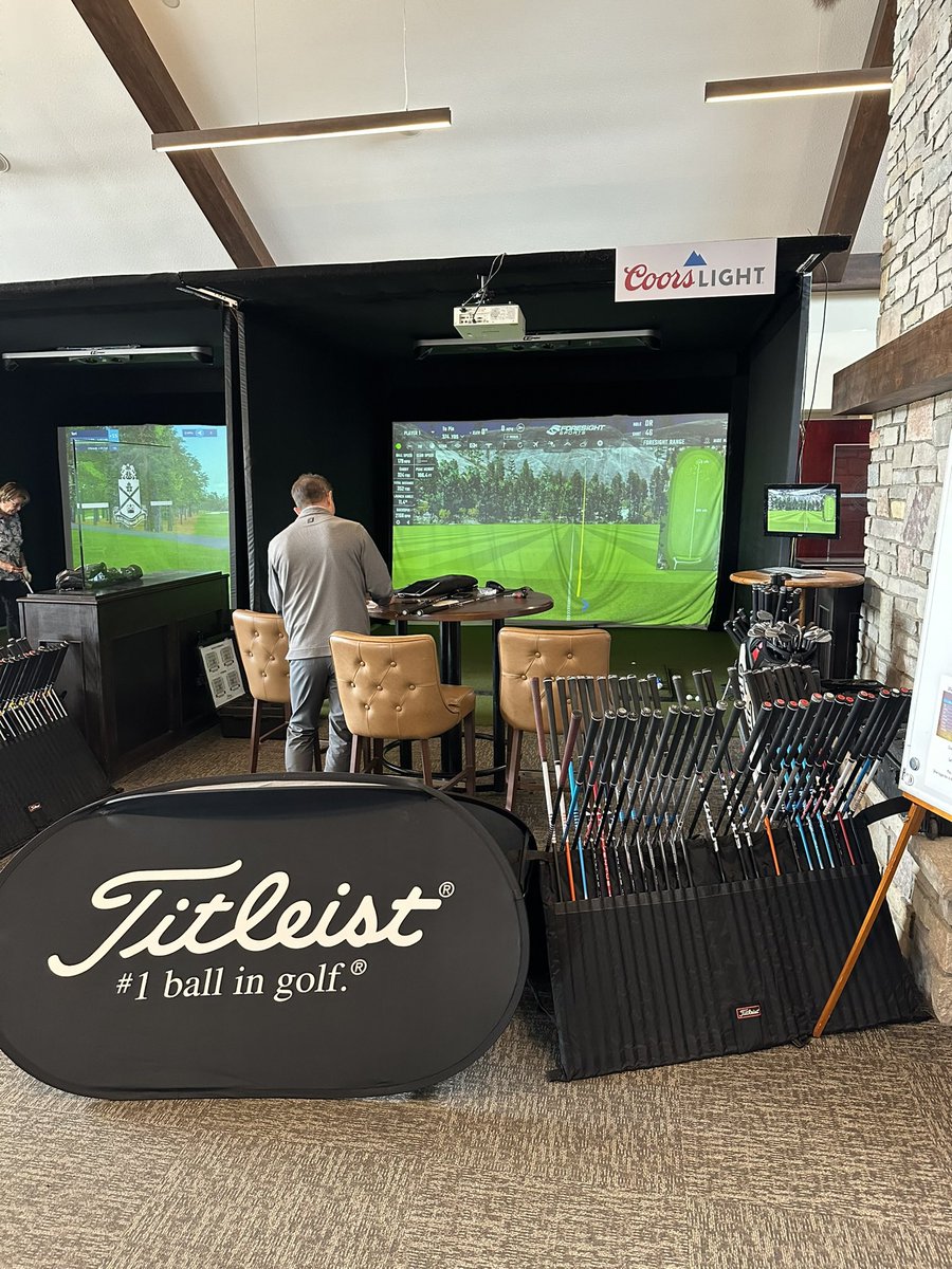 Final indoor fitting day of season! Thanks @ken_rodgers @TitleistCA #TSR #customfitting