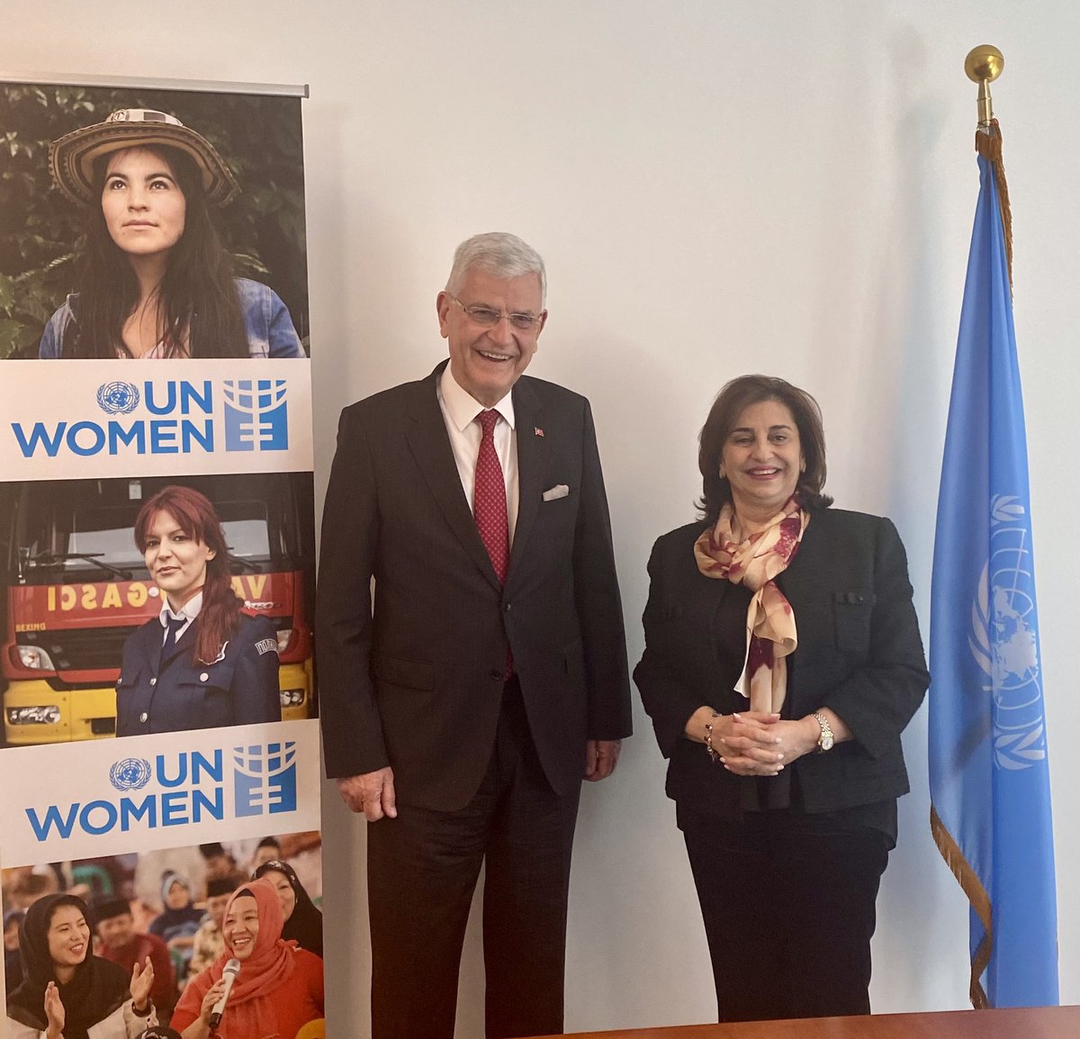 In New York, I visited the Executive Director of UN Women @UN_Women Ms Sima Bahous @SimaBahous. We had a productive exchange of views on the cooperation possibilities with UN Women in the coming period. Thank you for the hospitality. 🇹🇷🤝🇺🇳🇯🇴