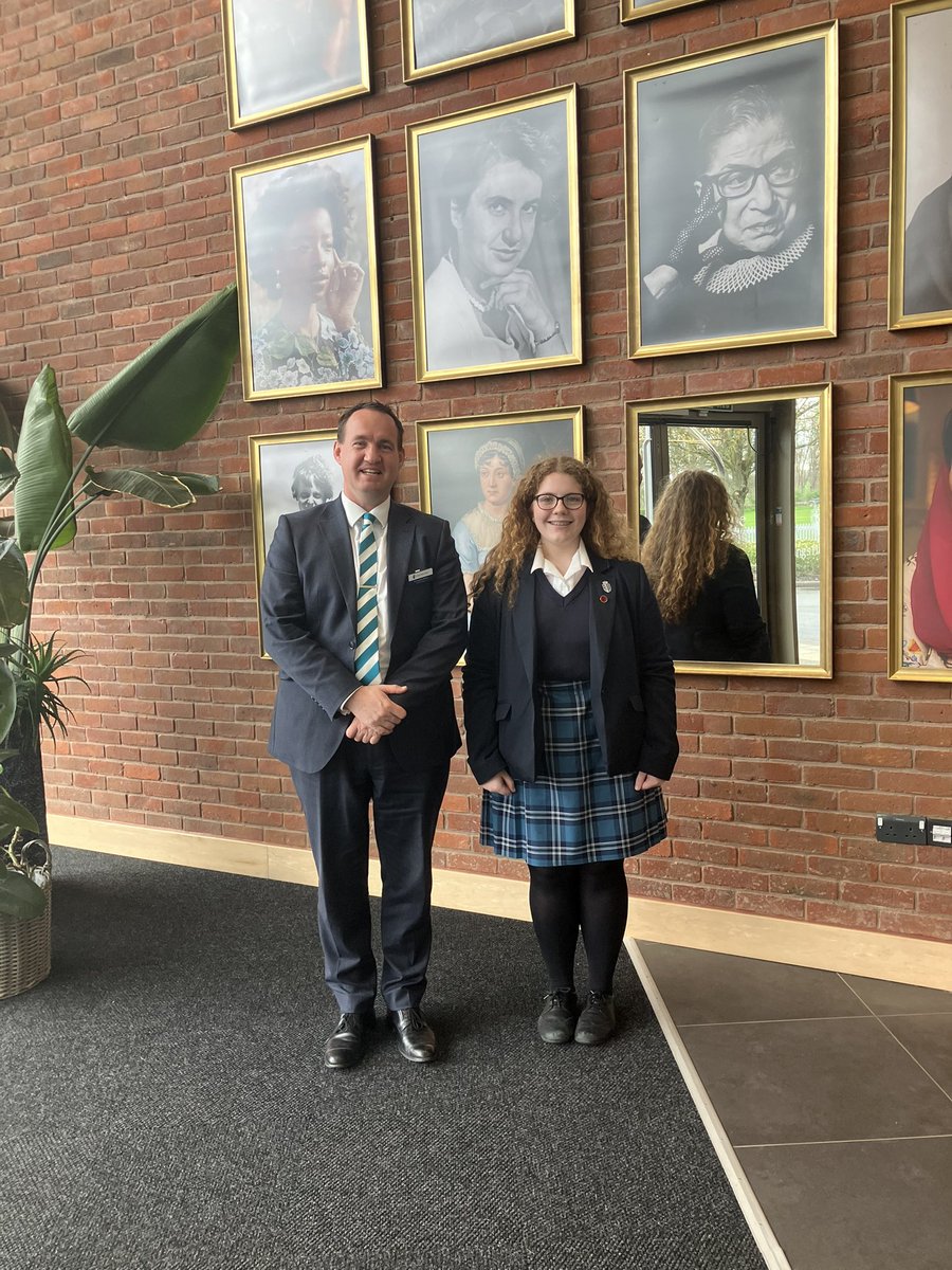 A real pleasure to meet with Darcy today to hear about her musical theatre work and upcoming performance as Madame Thenardier in Les Mis @BHTWarwick this week - opening night tomorrow! Good luck to Darcy and all the cast and crew! @KHSWarwick