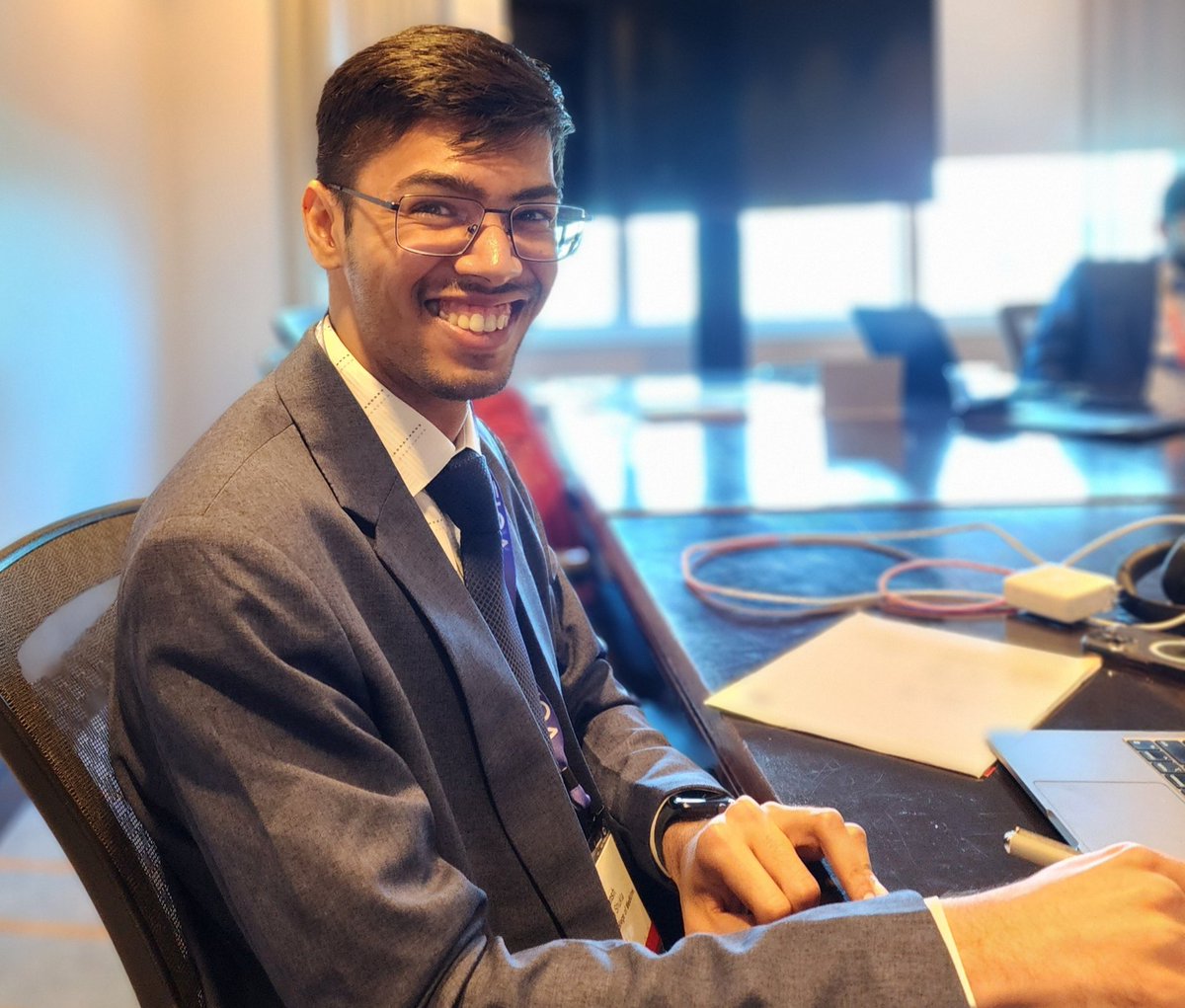 Getting ready for a great talk by @suryans42204425.

What denoising methods work best for intravital imaging? Come by at 3:30pm to find out!

#biophotonicscongress

<a href="/OpticaWorldwide/">Optica</a>