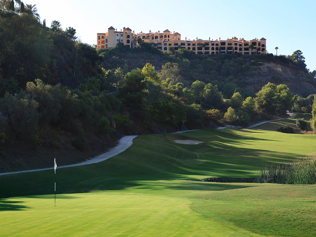 🚨BREAKING DEALS🚨 Discover an oasis of 5* luxury with this week's Breaking Deal! 😍🇪🇸 📍 The Westin La Quinta Golf Resort & Spa 5* 🛏️ 3 nights, B&B ⛳ 2 rounds 🏌️‍♂️ 1 in 8 go FREE 👌 From £439pp Tap the link here ⬇️ ow.ly/i4yM50RbgRk