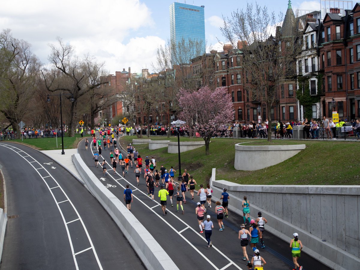 Announcing: Street closures and parking restrictions in the City of Boston ahead of the 2024 Boston Marathon. boston.gov/news/traffic-a…
