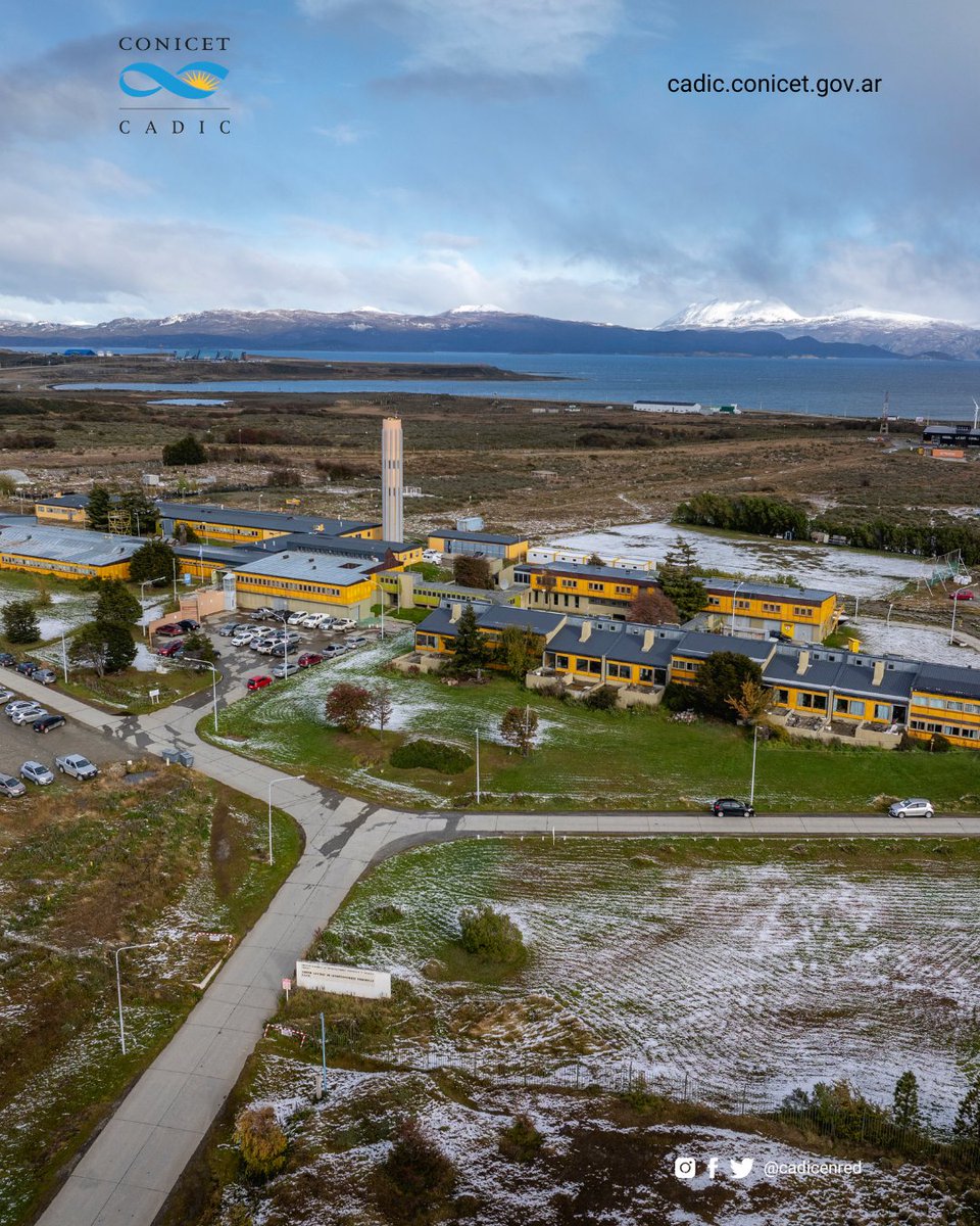 🟡 El CADIC cumple 55 años, creado en 1969 para promover, apoyar y ejecutar investigaciones científicas en Tierra del Fuego, Antártida, Islas del Alántico Sur y territorios adyacentes, siendo el primer Centro Regional del <a href="/CONICETDialoga/">CONICET Dialoga</a>.
📸 de Joel Reyero
 #cienciaargentina