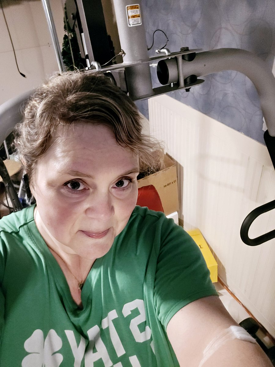 In the home gym, trying to keep ahead of the arthritis. #womenover50 #fitnessover50 #strengthtraining #doyouevenlift