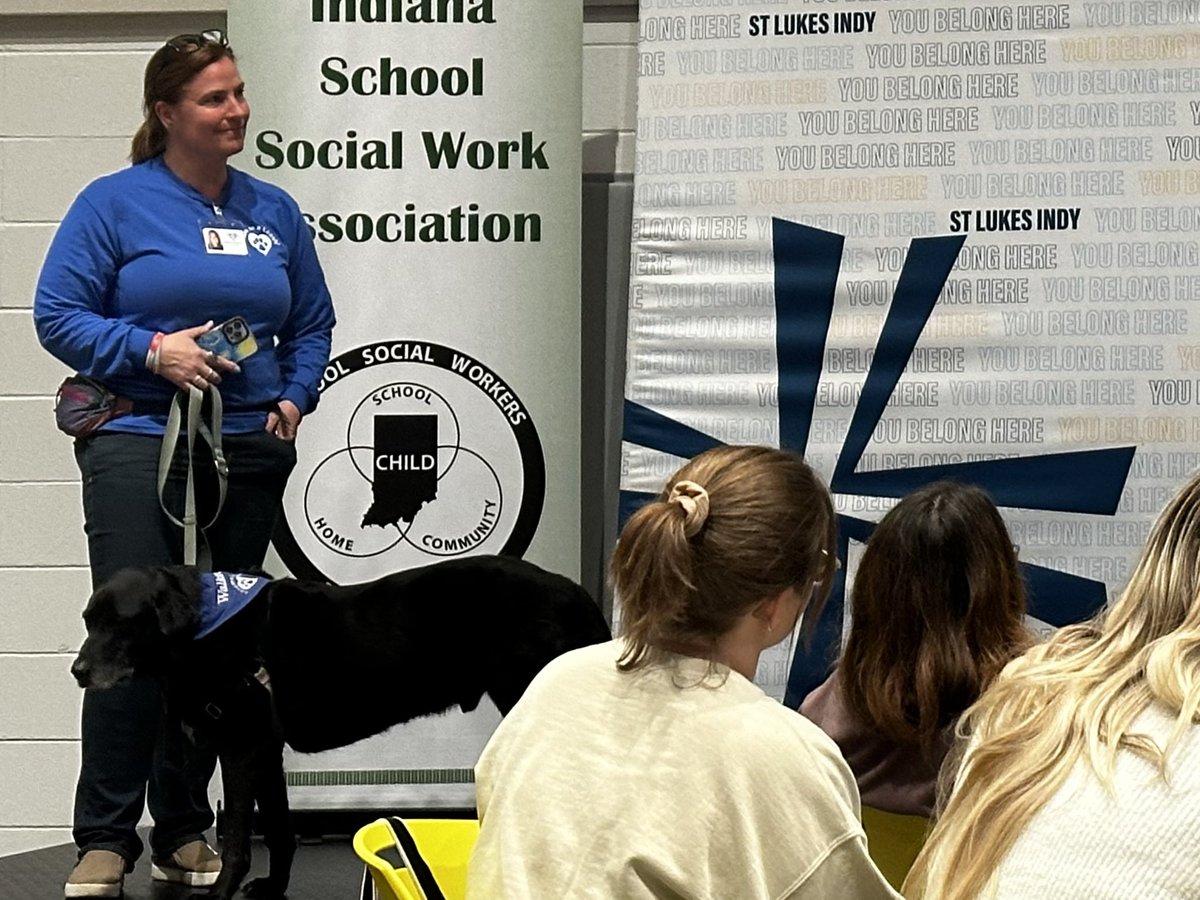 Sanders_SW's tweet photo. Loved visiting with some sweet therapy dogs at the #INSSWA Spring Seminar! @insswa https://t.co/VJo5qEEeeC