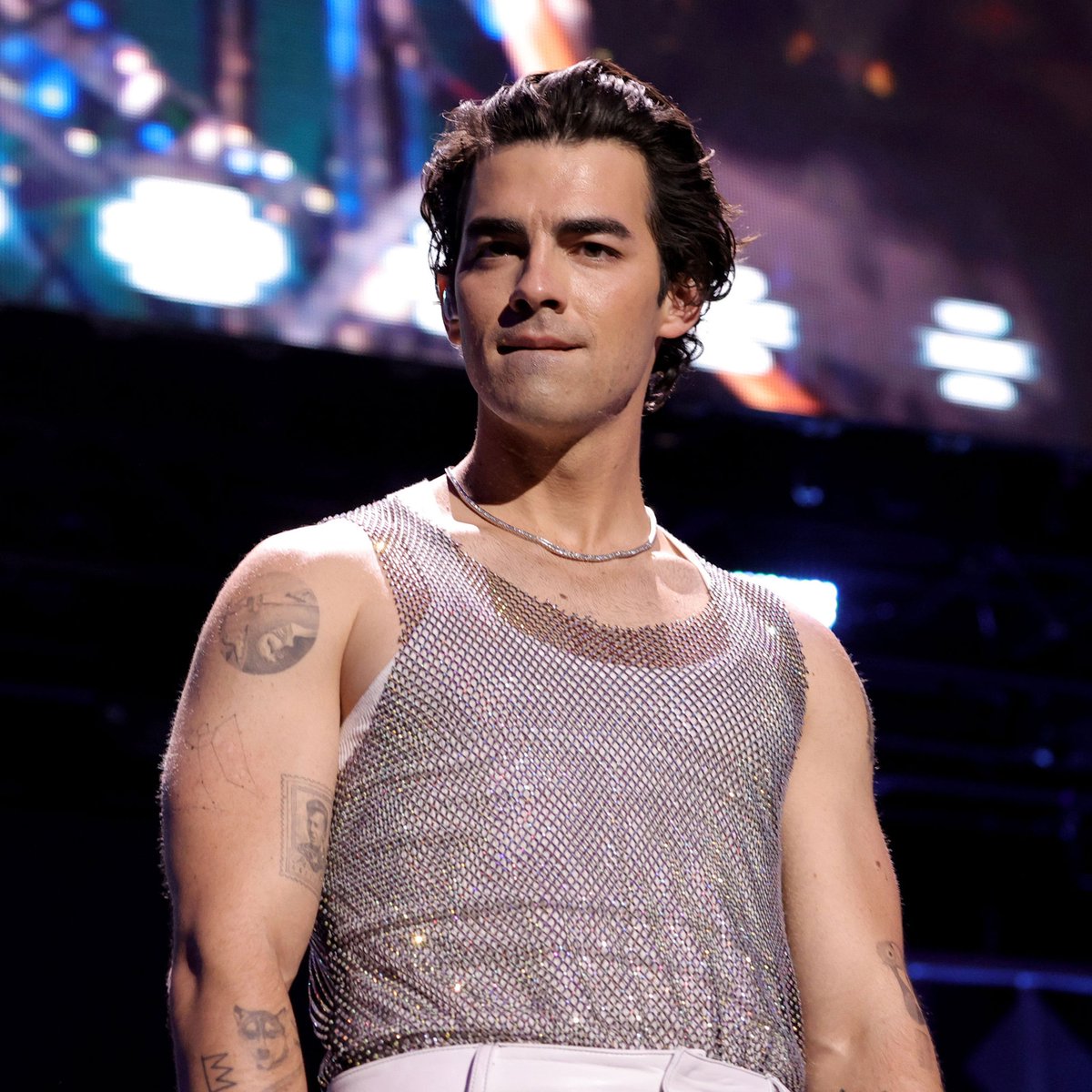 Kar__Mas's tweet photo. Voy o voy! Esperame Joe 💖@Los40ar  #JonasBrothersEnLOS40 https://t.co/7fVIFDnse5