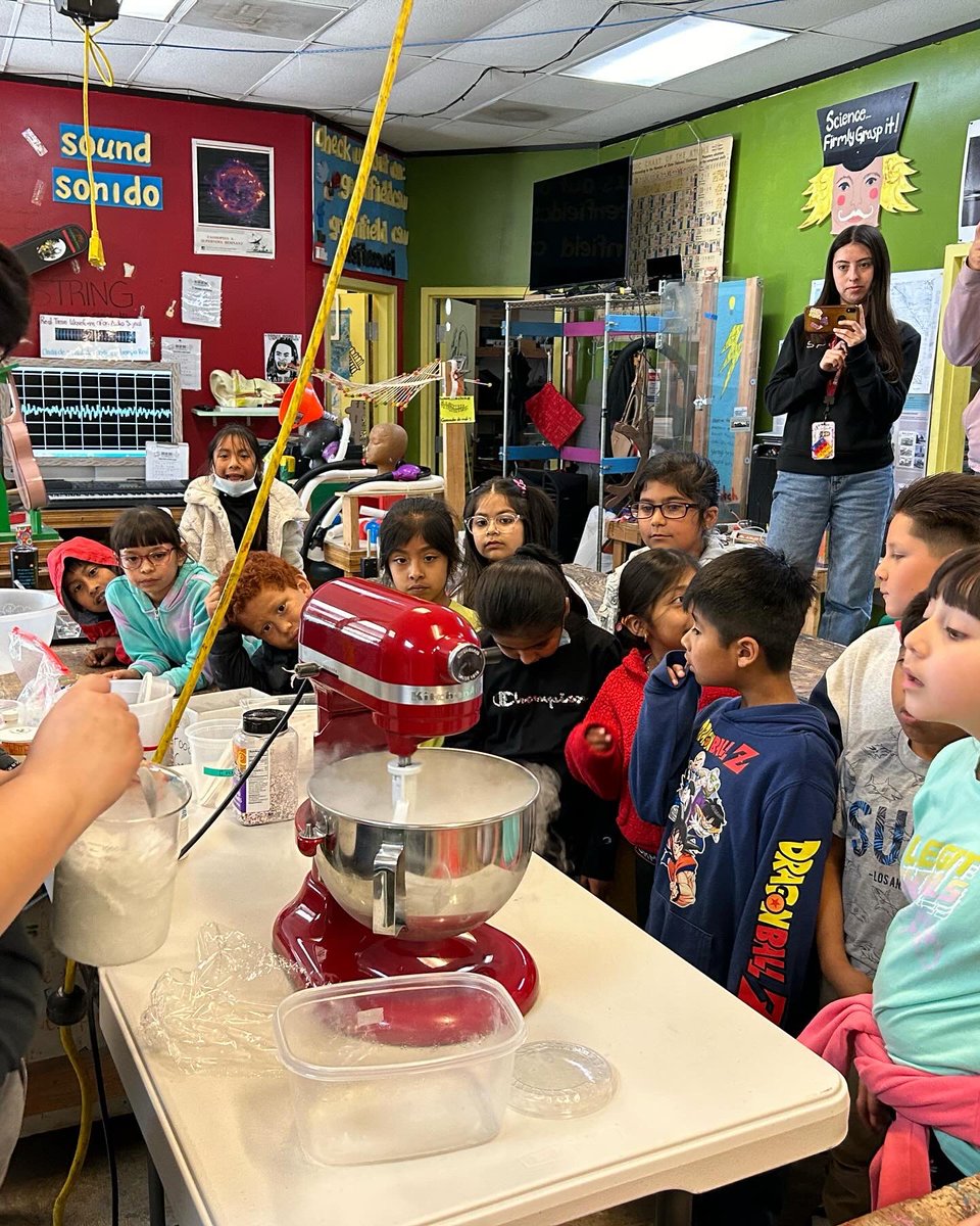 greenfieldcsw's tweet photo. In March, Greenfield’s 2nd graders got to explore the wondrous properties of dry ice through our ‘States of Matter’ lesson! Not only did the students learn about sublimation, but they also got to see their new knowledge put to practical use by making dry ice ice cream! 🍦😋 https://t.co/n4JXWgyq0Q