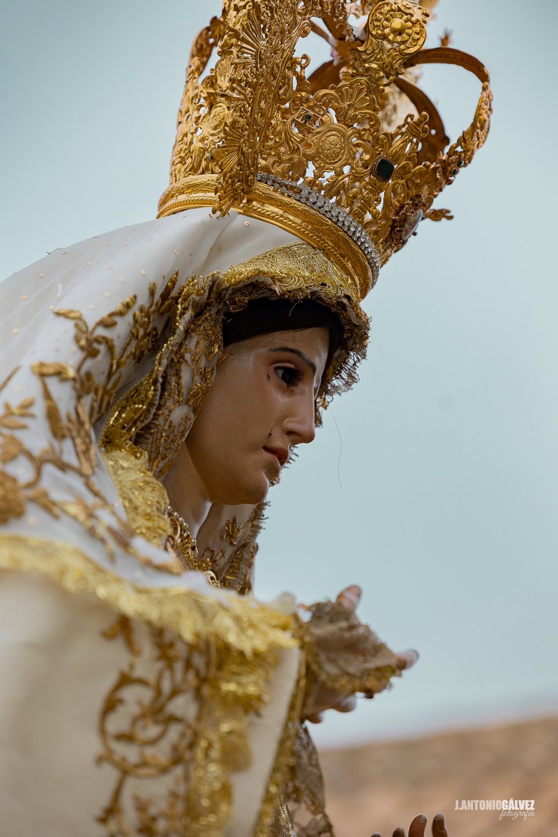 GALERÍA | @brenes_vera 

#fotocofrade #cofradias #sevilla #cofradiassevilla #hermandades #hermandadesdesevilla #hermandadesycofradías #fotografiacofrade #cofrades #semanasantasevilla #besamanos #besapies #cultos #viacrucis #dolorosas #virgenes #artesacro #tdscofrade