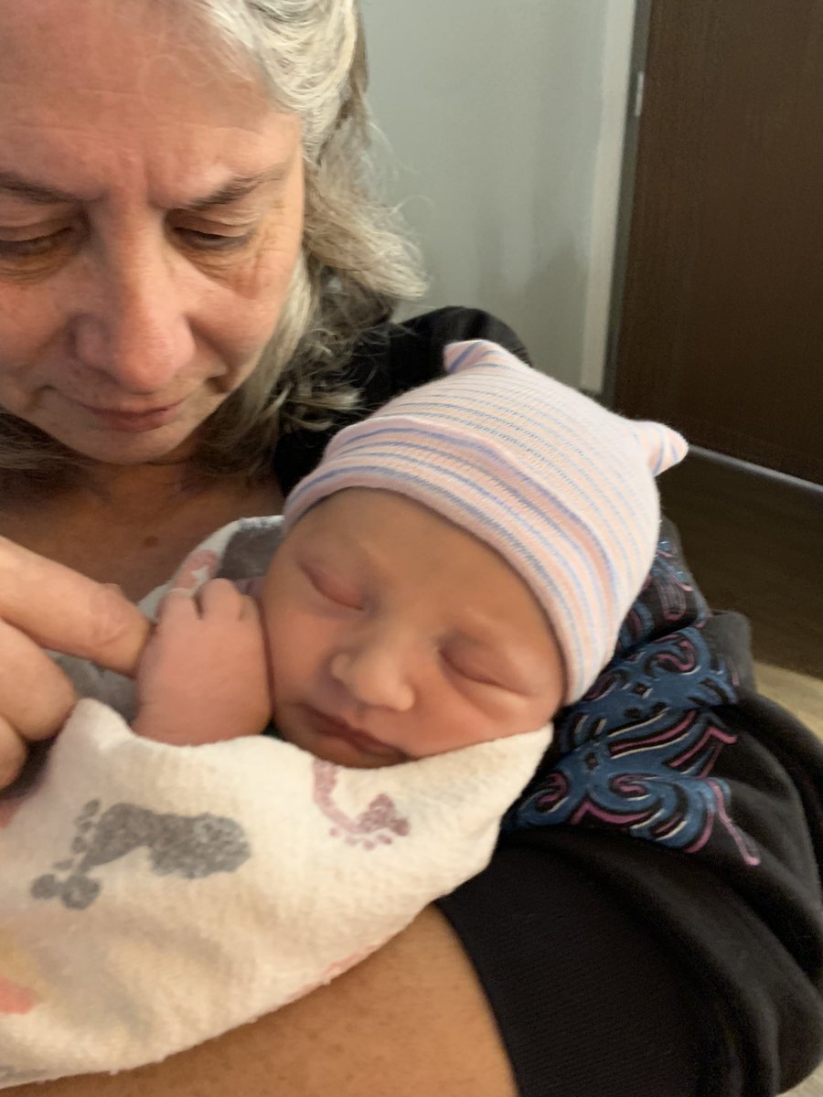 devildogmrk's tweet image. A little Cha Cha and Granddad / Grandpa Mark time at the hospital 😁