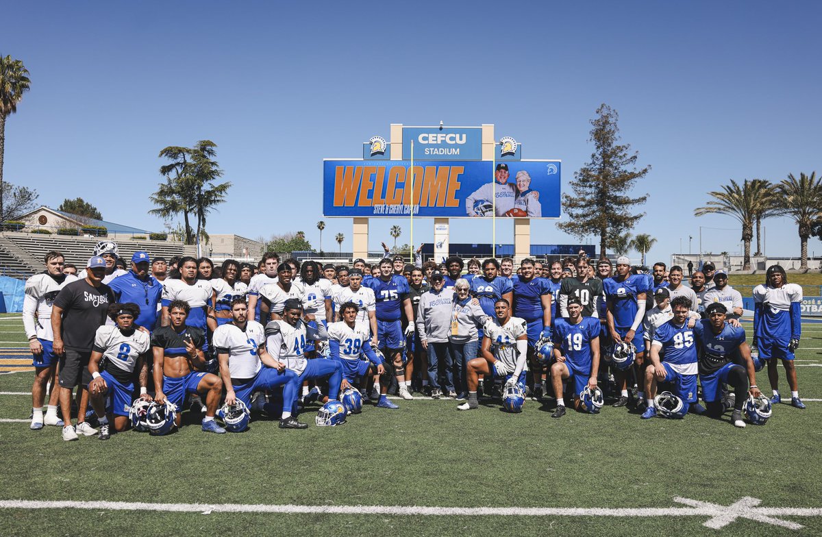 Thanks for coming out to practice, Steve and Cheryl Caplan!⚔️ #ThisIsSparta | #AllSpartans