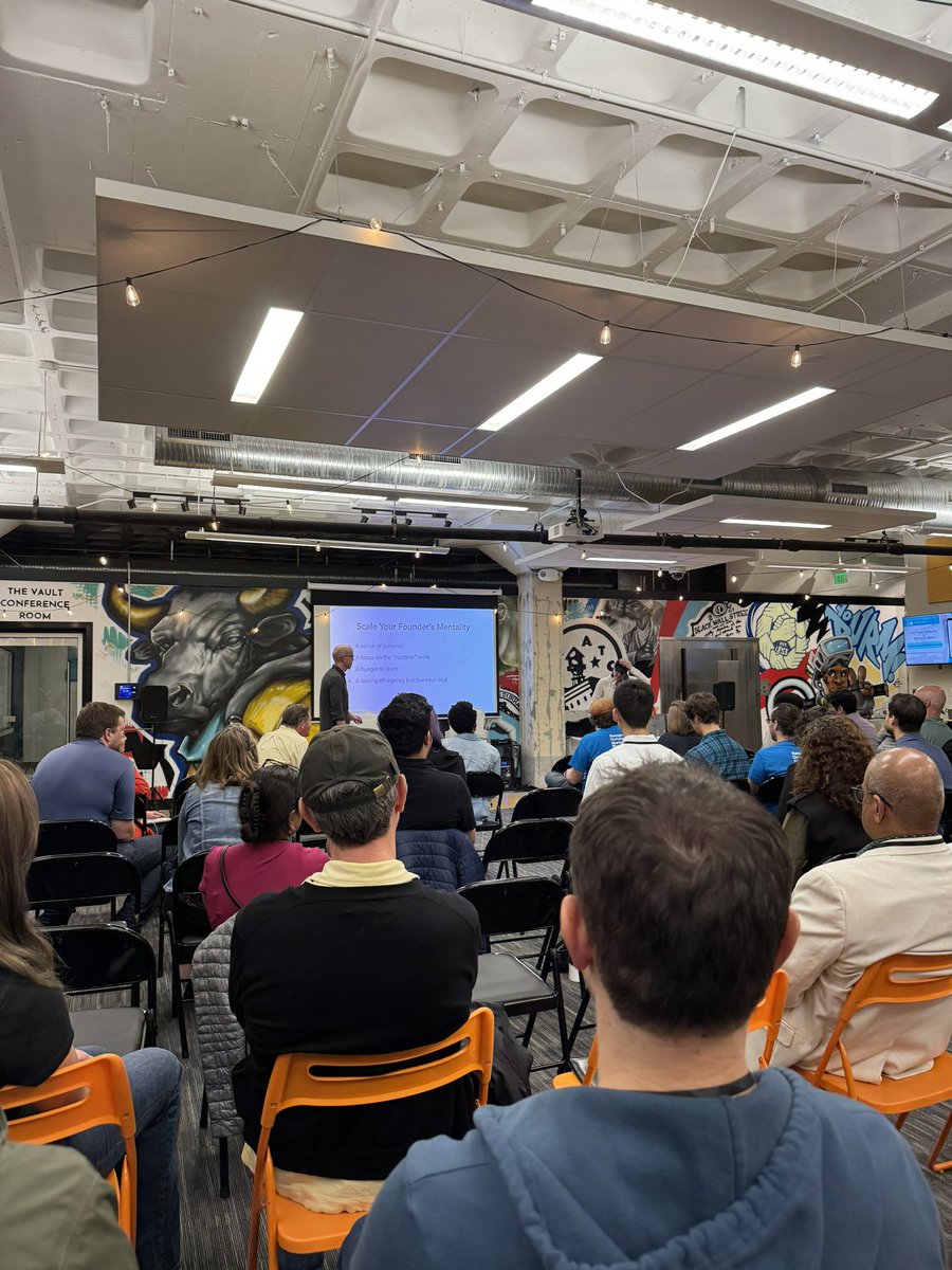 RyanBethencourt's tweet image. The @wildearthpets and @Jellatech1 team are here at the Raleigh-Durham Startup Conference with over 2,000 attendees from across the Triangle! #yalltech