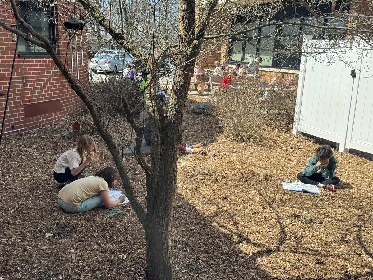 Over spring break, Cannonsburg Elementary received new flexible student furniture, part of the 2019 bond, designed for students, created for grouping options, and providing opportunities for student movement. Of course, we still use outdoor learning spaces! #RamPride
