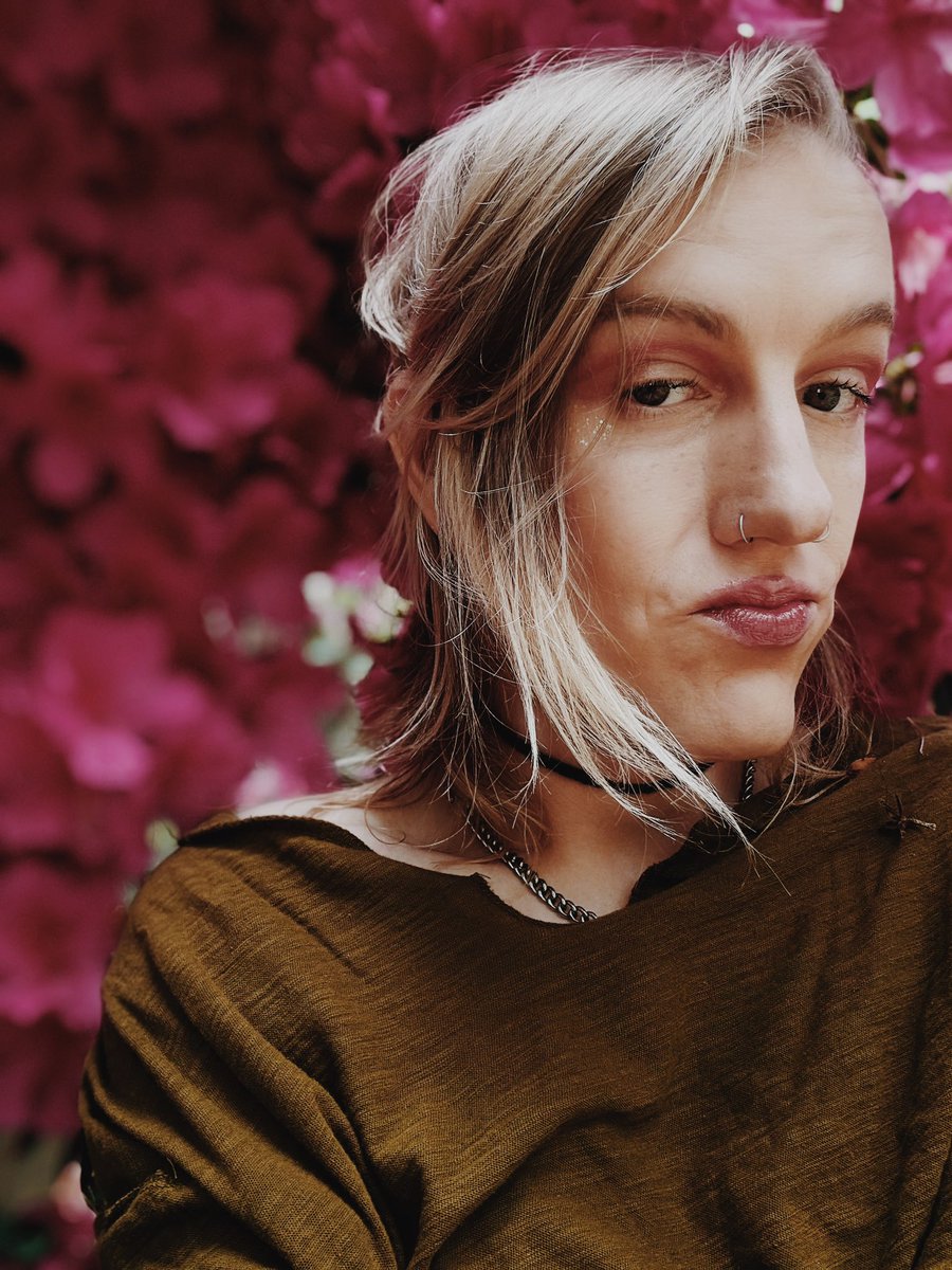 lark 🧝‍♀️🍂 tweet media