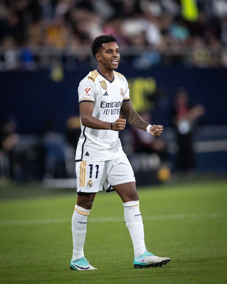 penaltiworld's tweet photo. ¡¡RODRYGO GOEEEEEEEES!! ¡¡EN UN PAR DE MINUTOS, LO REMONTÓ EL REAL MADRID!! ¡¡SE JUNTARON LOS MAGOS BRASILEÑOS!! ¡¡ASISTENCIA DE VINICIUS Y DEFINICIÓN DEL CANTERANO DE SANTOS!! ¡¡EL EQUIPO DE ANCELOTTI YA LE DIO LA VUELTA!! ¡¡REAL MADRID 2-1 MANCHESTER CITY!! https://t.co/ughs4rZRv5